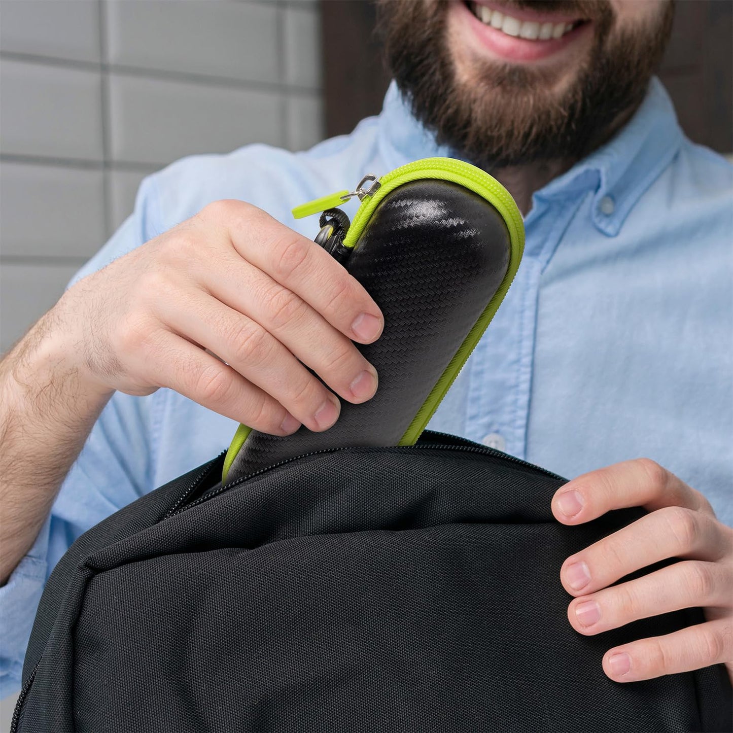 Razor Storage Case – Hard EVA Travel Carrying Case with Carbon Fiber Texture, Waterproof Shockproof Protective Shaver Organizer Bag for Men’s Grooming Tools, Compatible with Philips, Braun, Gillette, Schick and More